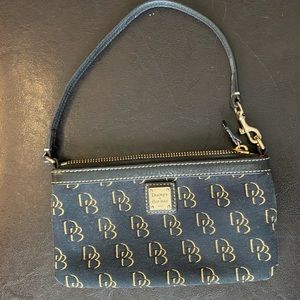 Dooney & Bourke Signature Logo Black Zip Wristlet